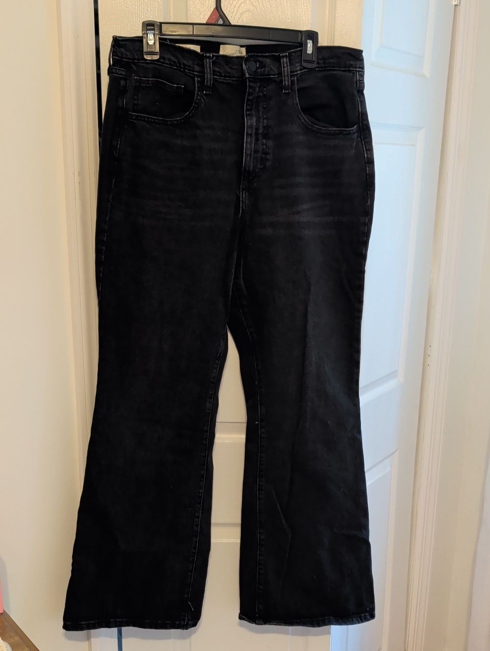 Universal Thread Black High-Rise Flare Jeans